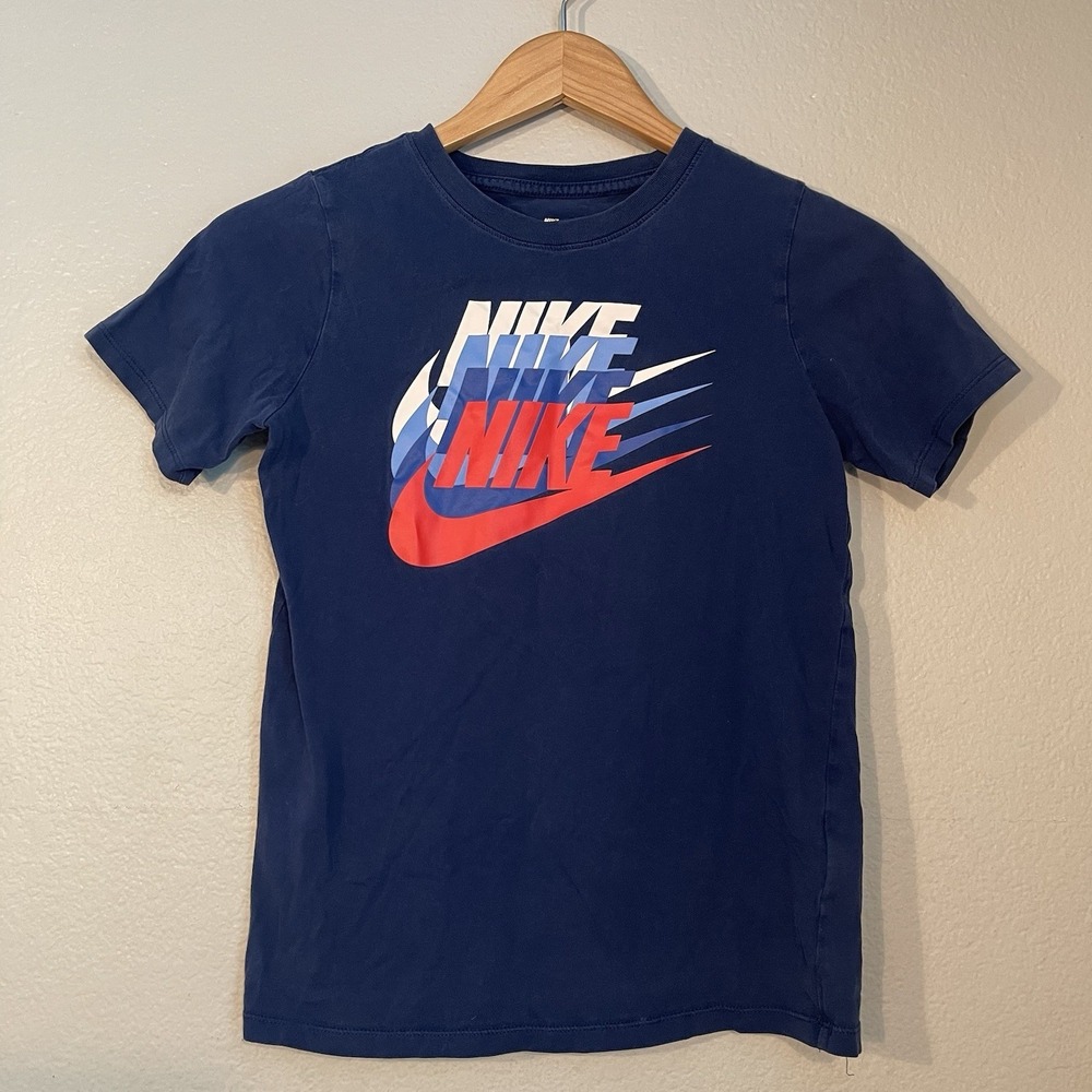 Nike Boys Medium The Nike Tee 100% Cotton Blue Logo Crew Neck Short Sleeve